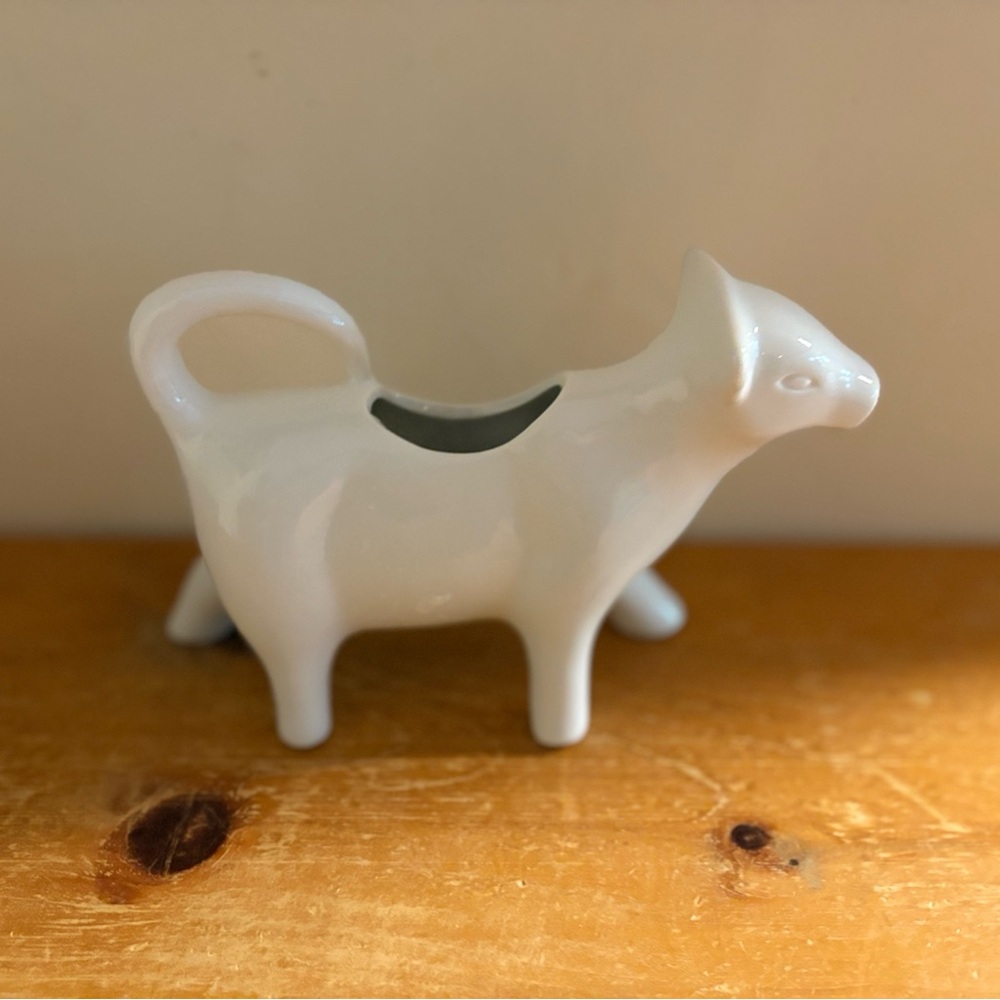 Better Homes and Gardens Cow Creamer White Porcelain Farmhouse style